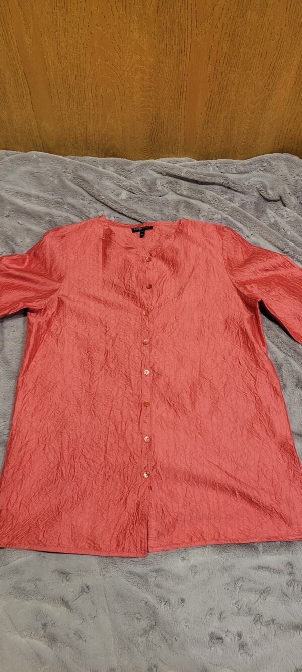 Eileen Fisher 100% Silk Crinkle Blouse Womens PM Button Up Pink Office Luxury